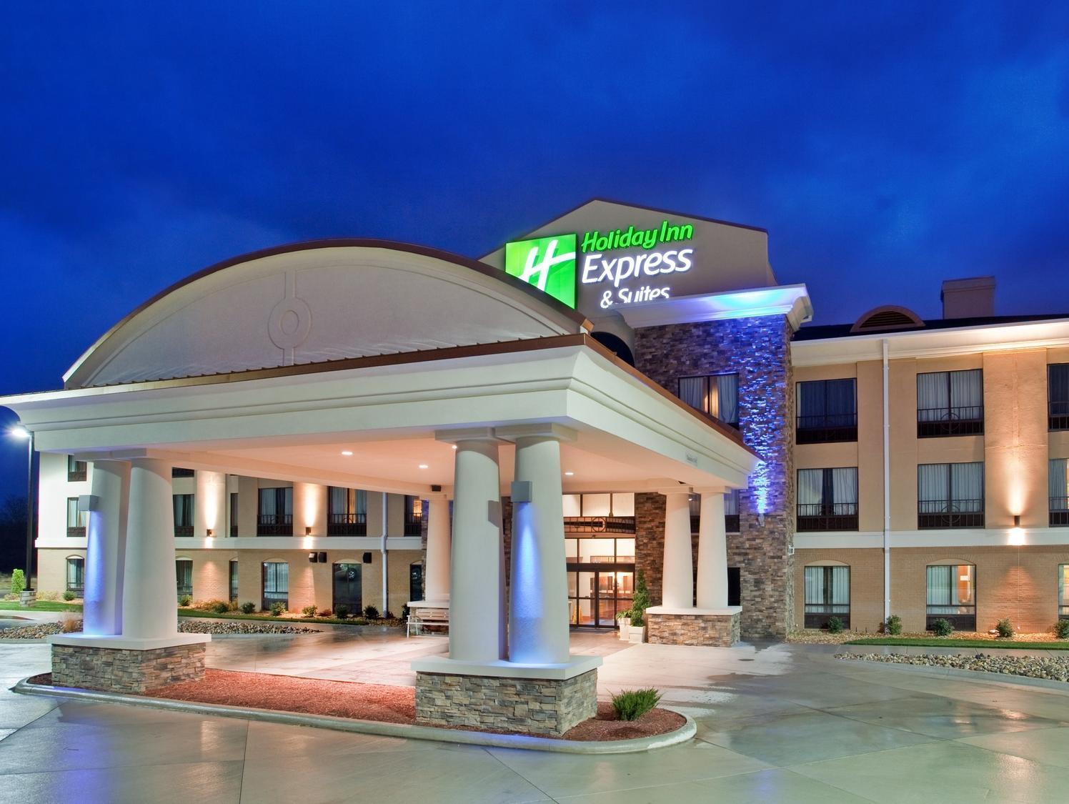 Holiday Inn Express Hotel And Suites Saint Robert By Ihg Exteriör bild