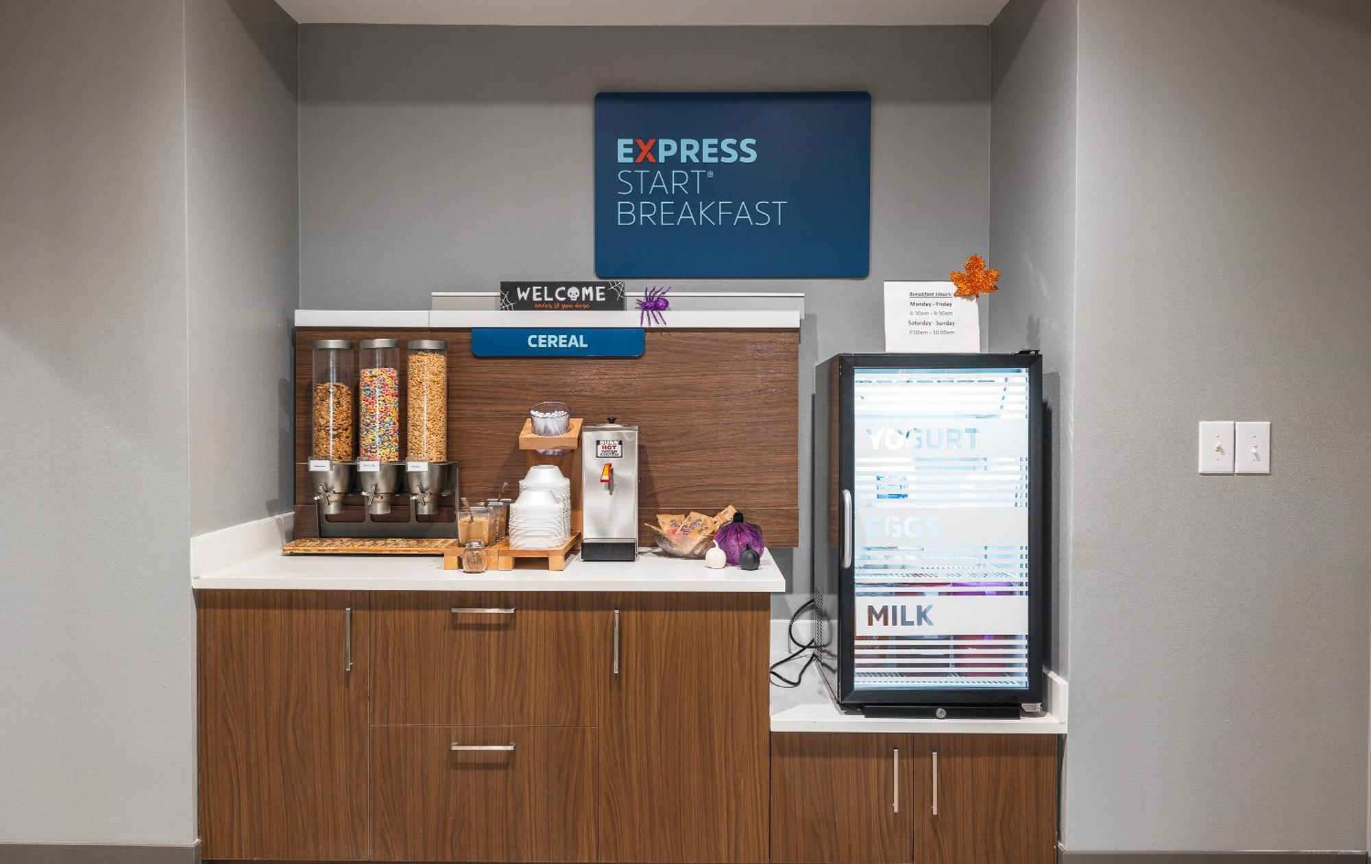 Holiday Inn Express Hotel And Suites Saint Robert By Ihg Exteriör bild