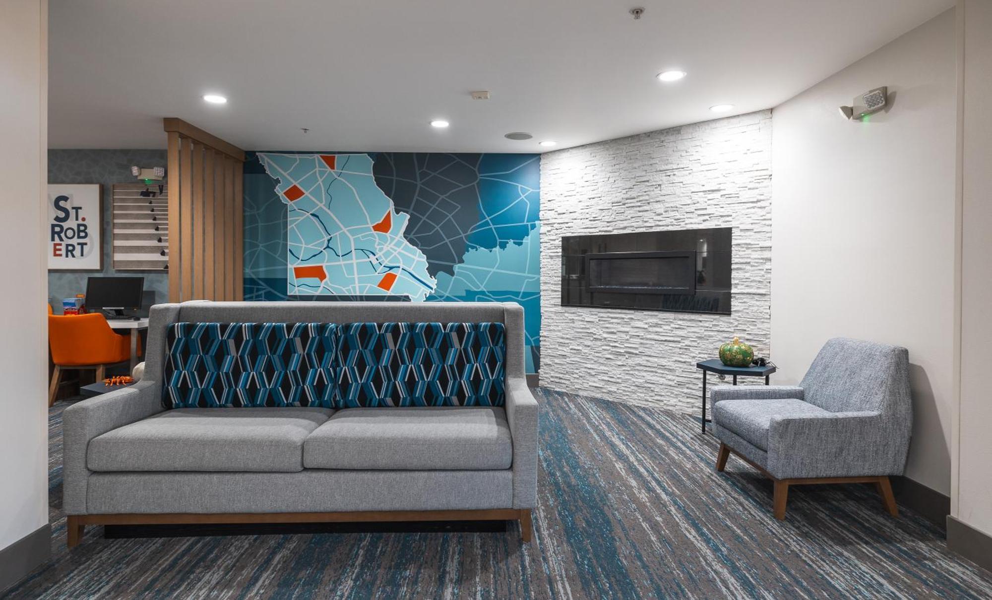Holiday Inn Express Hotel And Suites Saint Robert By Ihg Exteriör bild