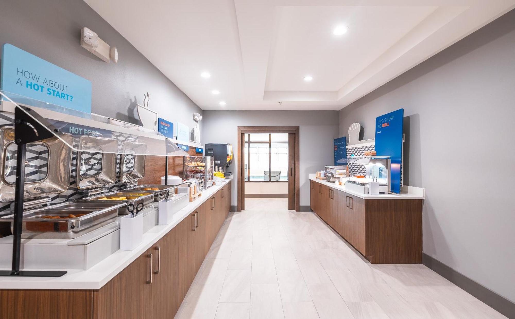 Holiday Inn Express Hotel And Suites Saint Robert By Ihg Exteriör bild