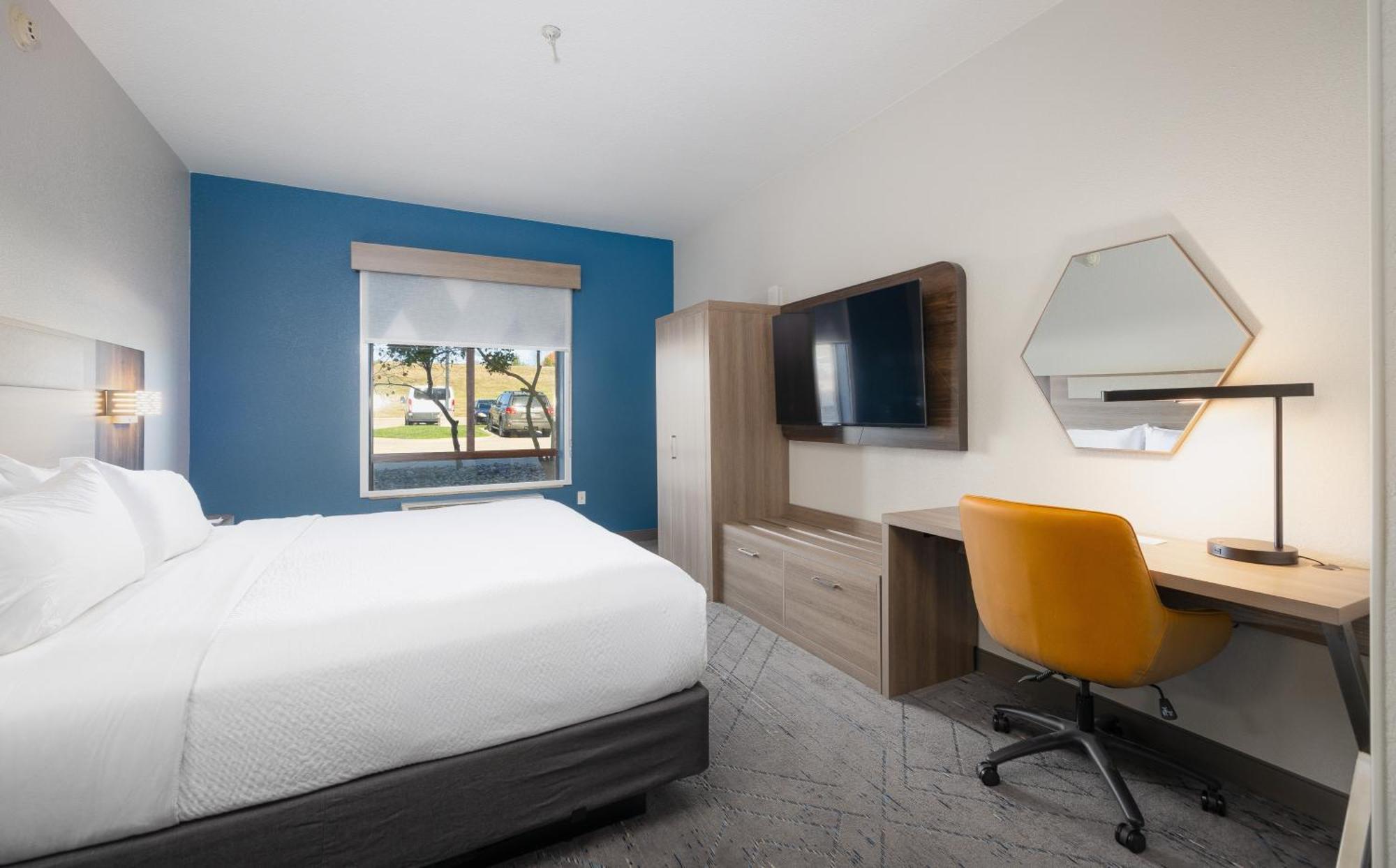 Holiday Inn Express Hotel And Suites Saint Robert By Ihg Exteriör bild
