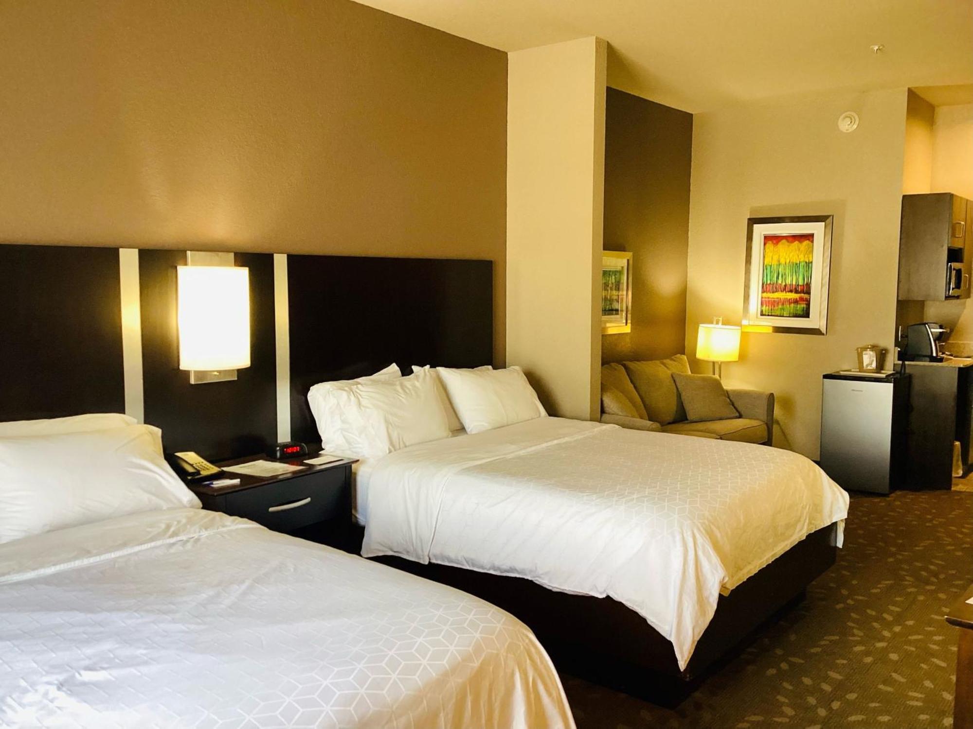 Holiday Inn Express Hotel And Suites Saint Robert By Ihg Exteriör bild
